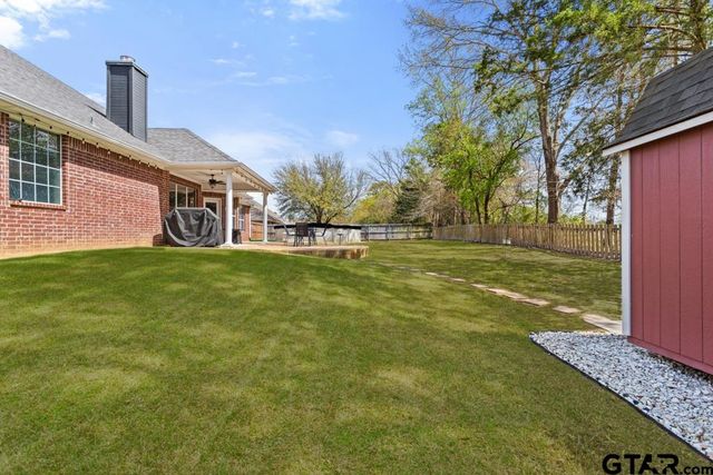 522 Susie, Chandler, TX 75758