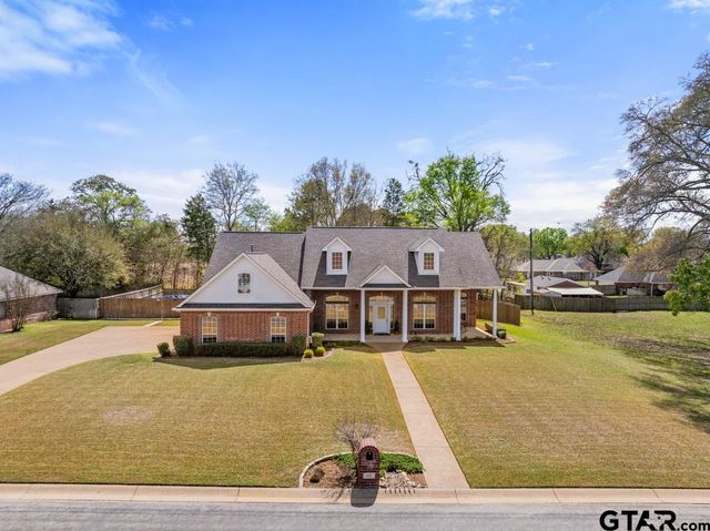 522 Susie, Chandler, TX 75758