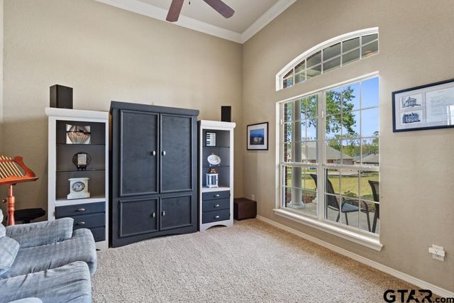 522 Susie, Chandler, TX 75758