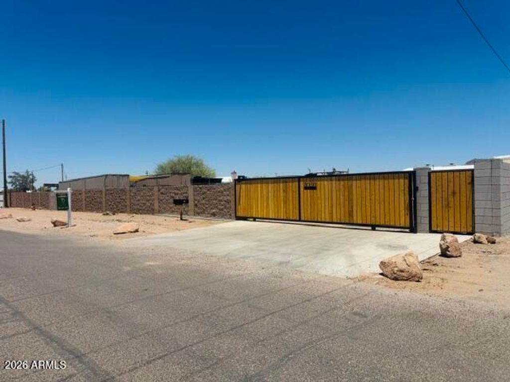 3090 W 4TH Avenue, Apache Junction, AZ 85120 — photo 2