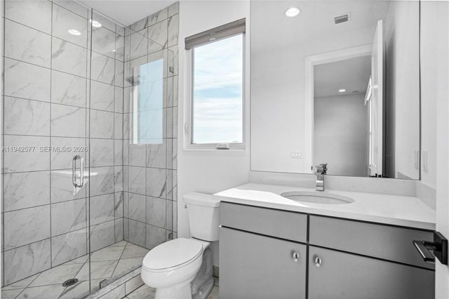 9281 Coral Isles Circle, Palm Beach Gardens, FL 33412