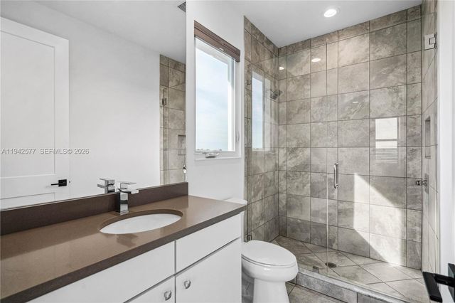 9281 Coral Isles Circle, Palm Beach Gardens, FL 33412