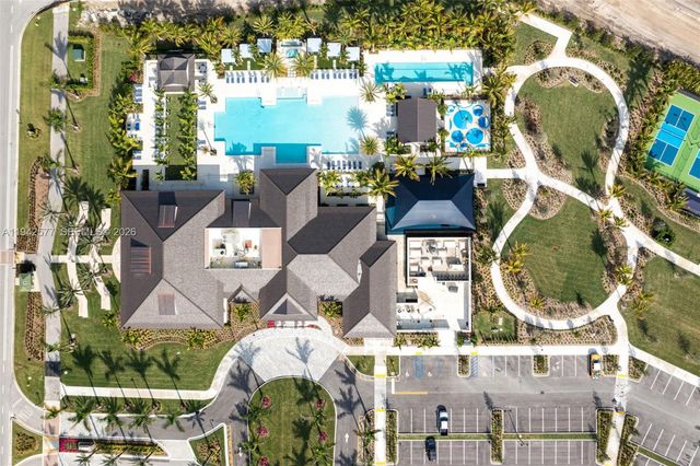 9281 Coral Isles Circle, Palm Beach Gardens, FL 33412