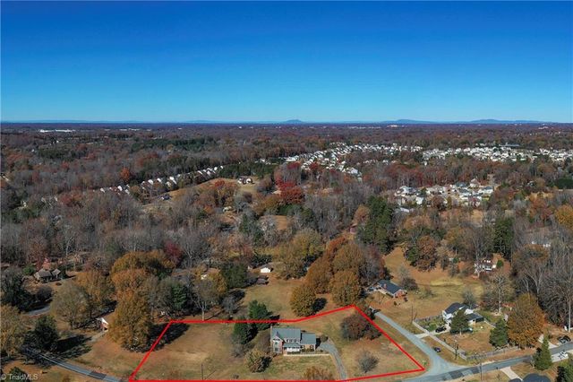 1955 Skycrest Drive, Winston-salem, NC 27127