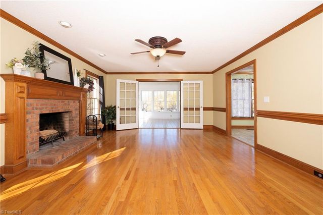 1955 Skycrest Drive, Winston-salem, NC 27127