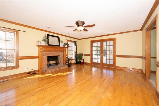 1955 Skycrest Drive, Winston-salem, NC 27127