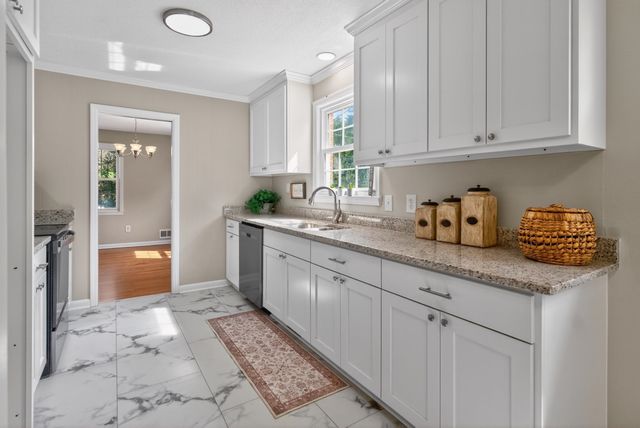 113 Peach Valley Drive, Spartanburg, SC 29303