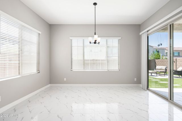 3511 E Crest Lane, Phoenix, AZ 85050