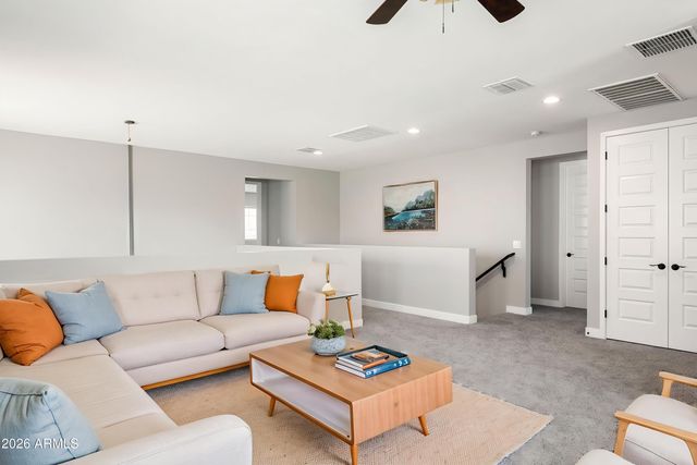 3511 E Crest Lane, Phoenix, AZ 85050