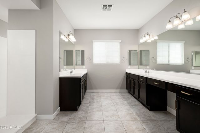 3511 E Crest Lane, Phoenix, AZ 85050