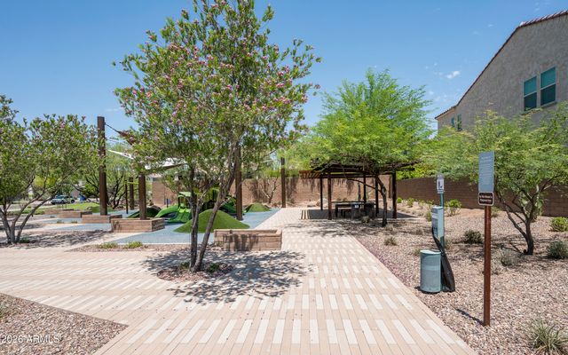 3511 E Crest Lane, Phoenix, AZ 85050