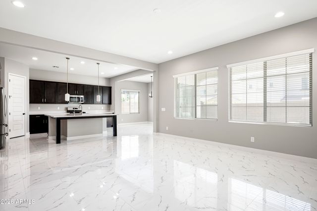 3511 E Crest Lane, Phoenix, AZ 85050