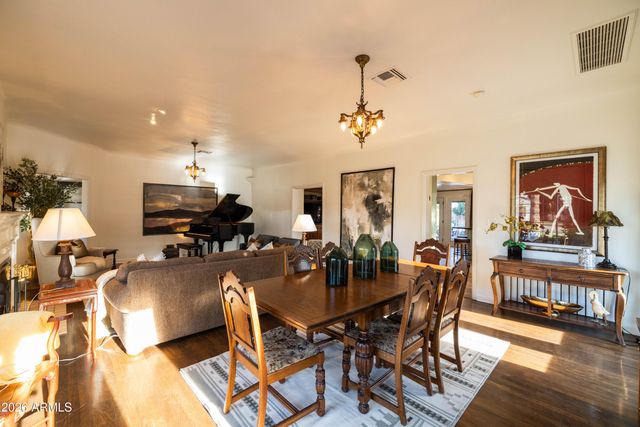 313 W HOLLY Street, Phoenix, AZ 85003