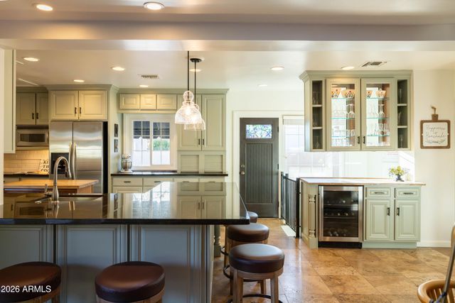 313 W HOLLY Street, Phoenix, AZ 85003