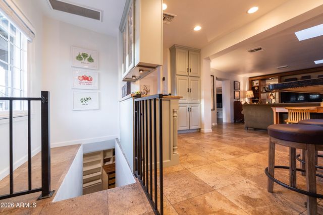 313 W HOLLY Street, Phoenix, AZ 85003