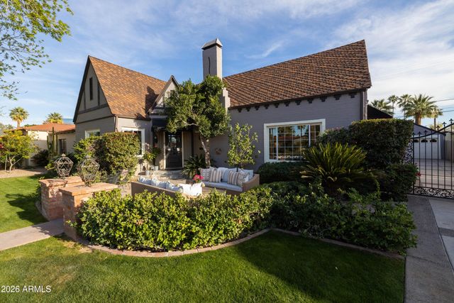 313 W HOLLY Street, Phoenix, AZ 85003