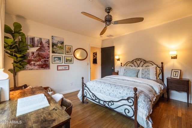 313 W HOLLY Street, Phoenix, AZ 85003