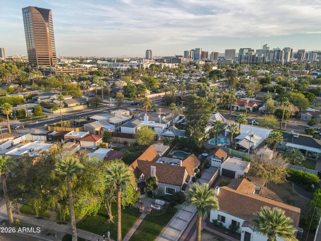 313 W HOLLY Street, Phoenix, AZ 85003