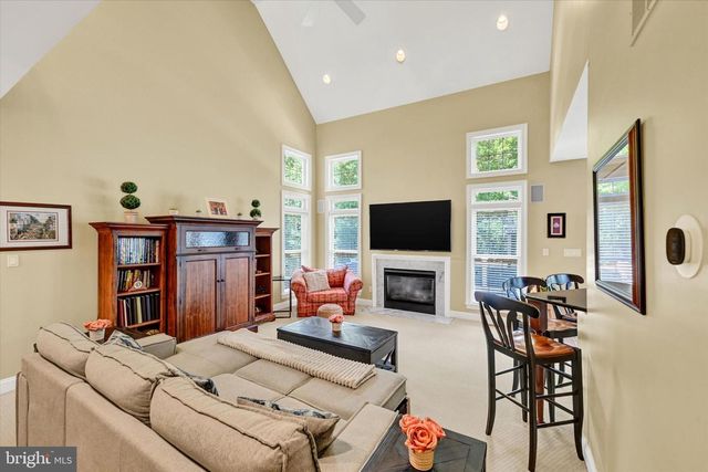 9318 RAVENRIDGE RD, Baltimore, MD 21234