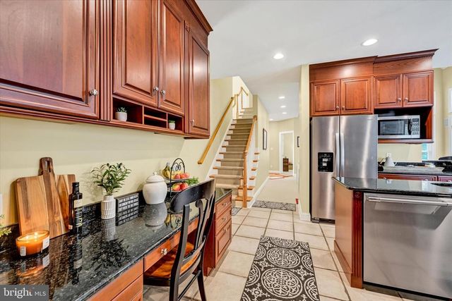 9318 RAVENRIDGE RD, Baltimore, MD 21234