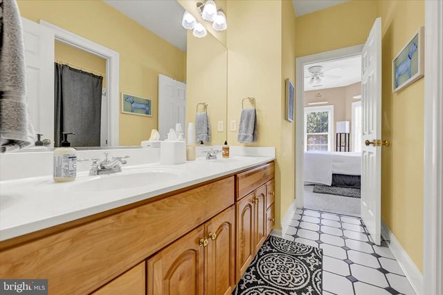 9318 RAVENRIDGE RD, Baltimore, MD 21234