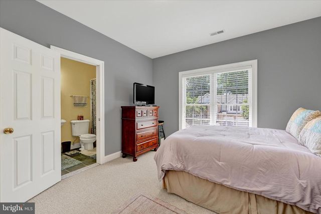 9318 RAVENRIDGE RD, Baltimore, MD 21234