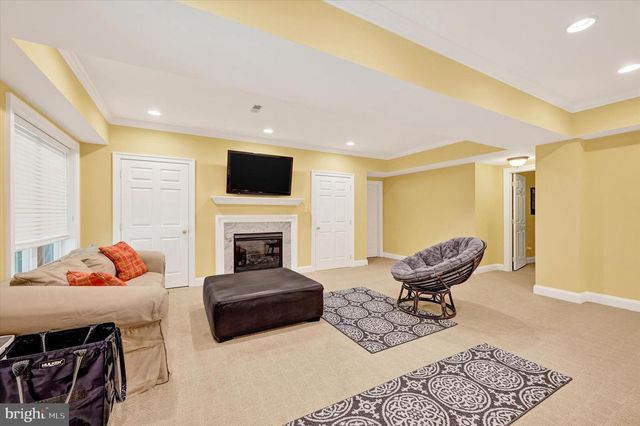 9318 RAVENRIDGE RD, Baltimore, MD 21234