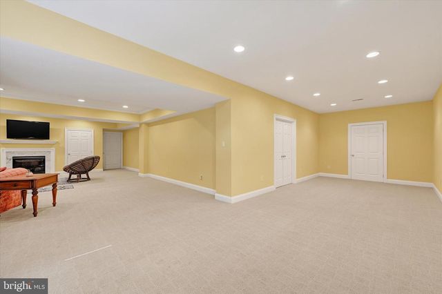 9318 RAVENRIDGE RD, Baltimore, MD 21234