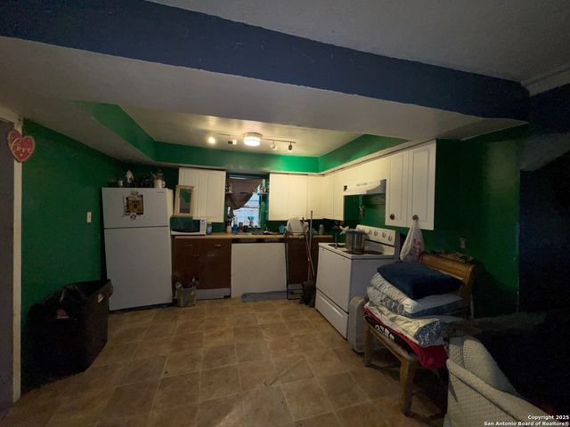 2930 Tampico St, San Antonio, TX 78207