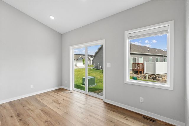 1306 NW 33rd Lane, Ankeny, IA 50023