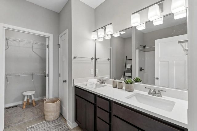 1306 NW 33rd Lane, Ankeny, IA 50023