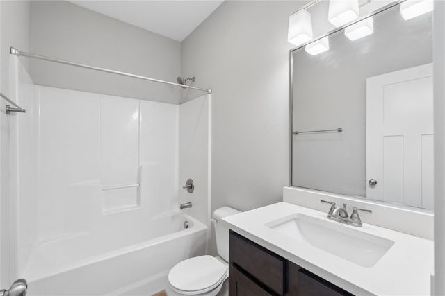 1306 NW 33rd Lane, Ankeny, IA 50023