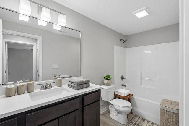 1306 NW 33rd Lane, Ankeny, IA 50023
