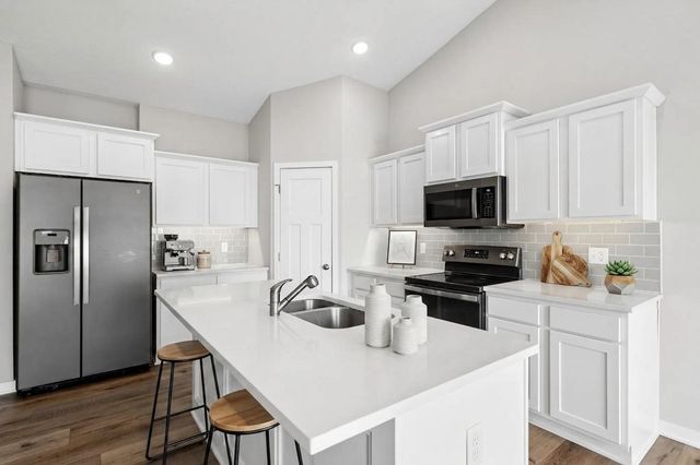 1306 NW 33rd Lane, Ankeny, IA 50023