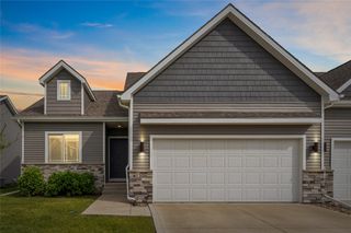 1306 NW 33rd Lane, Ankeny, IA 50023