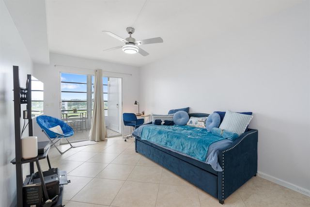 4060 Cornwall C, Boca Raton, FL 33434