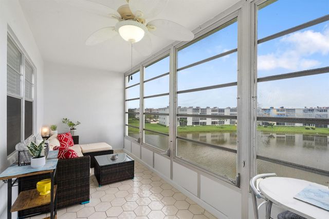 4060 Cornwall C, Boca Raton, FL 33434