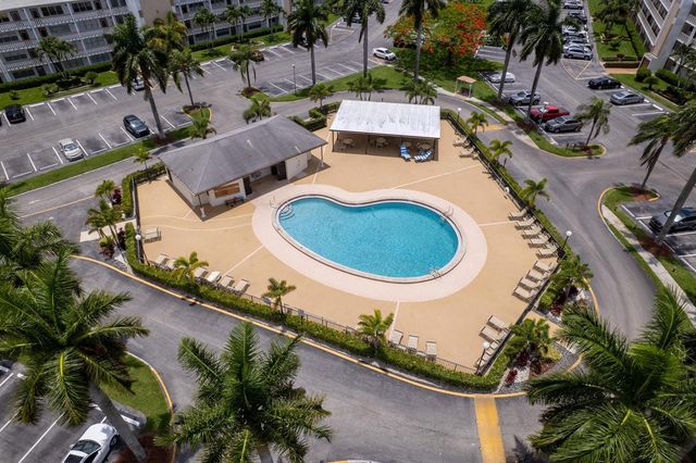 4060 Cornwall C, Boca Raton, FL 33434