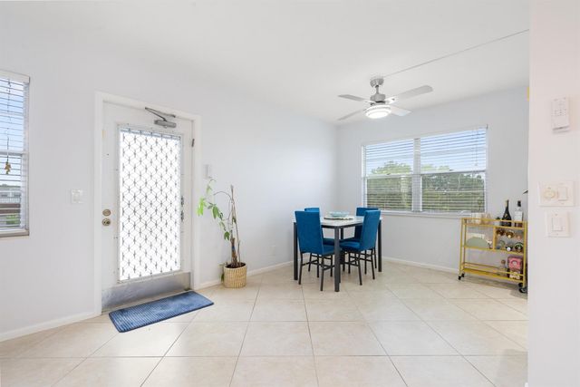 4060 Cornwall C, Boca Raton, FL 33434