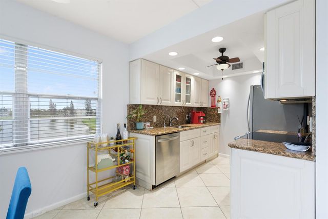 4060 Cornwall C, Boca Raton, FL 33434