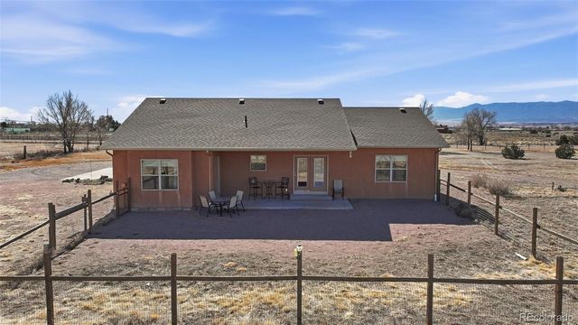 875 7th Street, Penrose, CO 81240