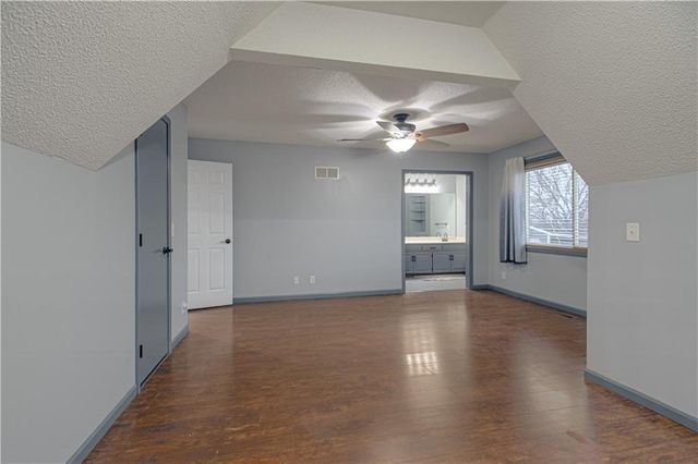 887 SE 201 Street, Holt, MO 64048