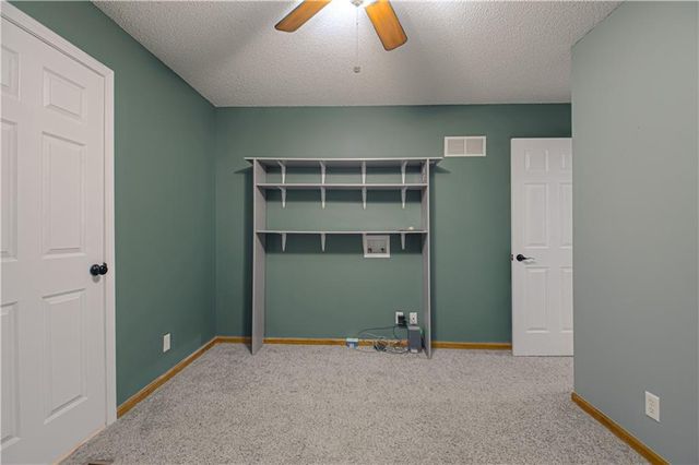 887 SE 201 Street, Holt, MO 64048