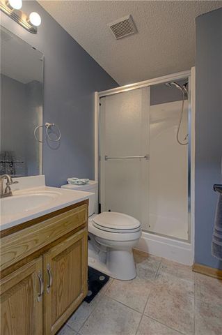 887 SE 201 Street, Holt, MO 64048