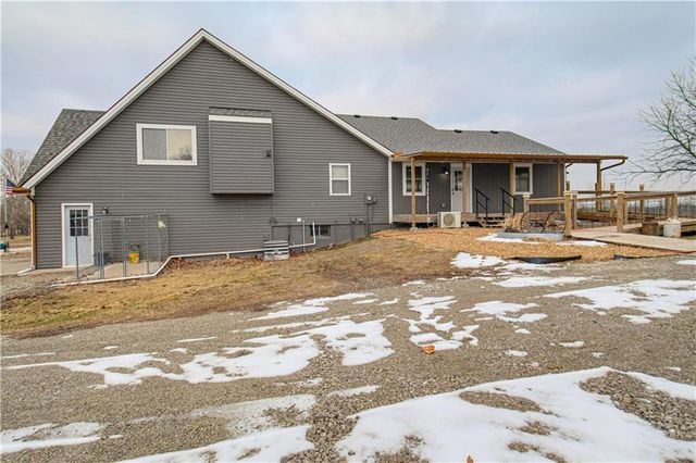 887 SE 201 Street, Holt, MO 64048