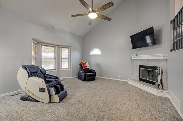 887 SE 201 Street, Holt, MO 64048