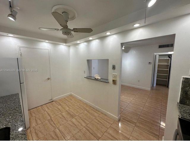1470 NE 125th Terrace 412, North Miami, FL 33161