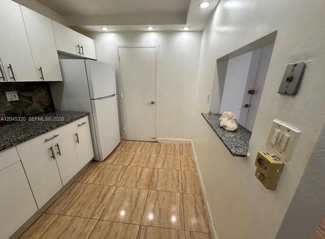 1470 NE 125th Terrace 412, North Miami, FL 33161