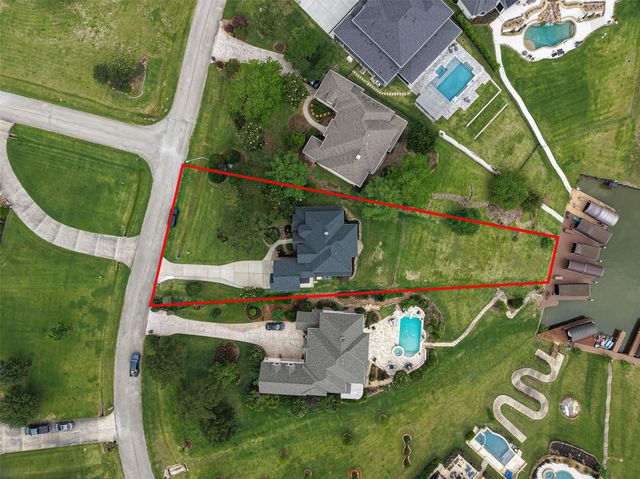 18818 E Cool Breeze Lane, Montgomery, TX 77356