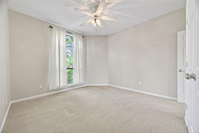 18818 E Cool Breeze Lane, Montgomery, TX 77356